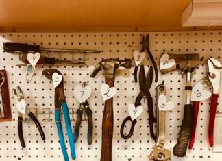 nożyczki i narzędzia