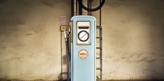 Co jest tańsze w produkcji benzyna czy olej napędowy?