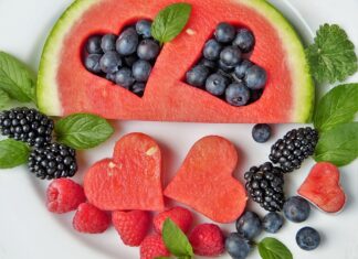 Jak usunąć stare paliwo z kosiarki?