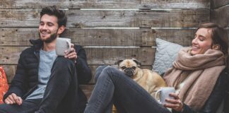 Czy wodą utleniona niszczy ubrania?